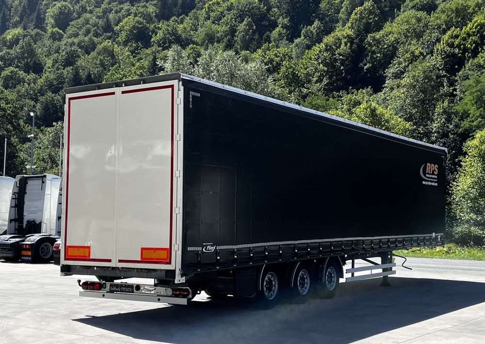 Fliegl Firanka Mega // 2017 Rok // SAF // Ocynk // Oś podnoszona // - Plachtový náves: obrázok 1 Fliegl Firanka Mega // 2017 Rok // SAF // Ocynk // Oś podnoszona // - Plachtový náves: obrázok 1