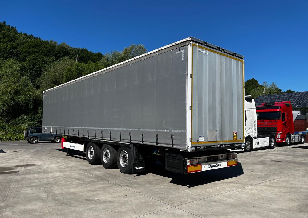 Krone Firanka Coilmulde // 9m // Alu Drzwi // Ażury // Oś podnoszona // - Plachtový náves: obrázok 3 Krone Firanka Coilmulde // 9m // Alu Drzwi // Ażury // Oś podnoszona // - Plachtový náves: obrázok 3