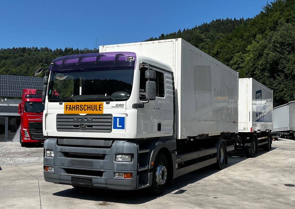 MAN TGA 18.350 6x2 D20 // BDF // Niski Przebieg // + Przyczepa Schmitz BDF // - Podvozek s kabinou: obrázok 2 MAN TGA 18.350 6x2 D20 // BDF // Niski Przebieg // + Przyczepa Schmitz BDF // - Podvozek s kabinou: obrázok 2