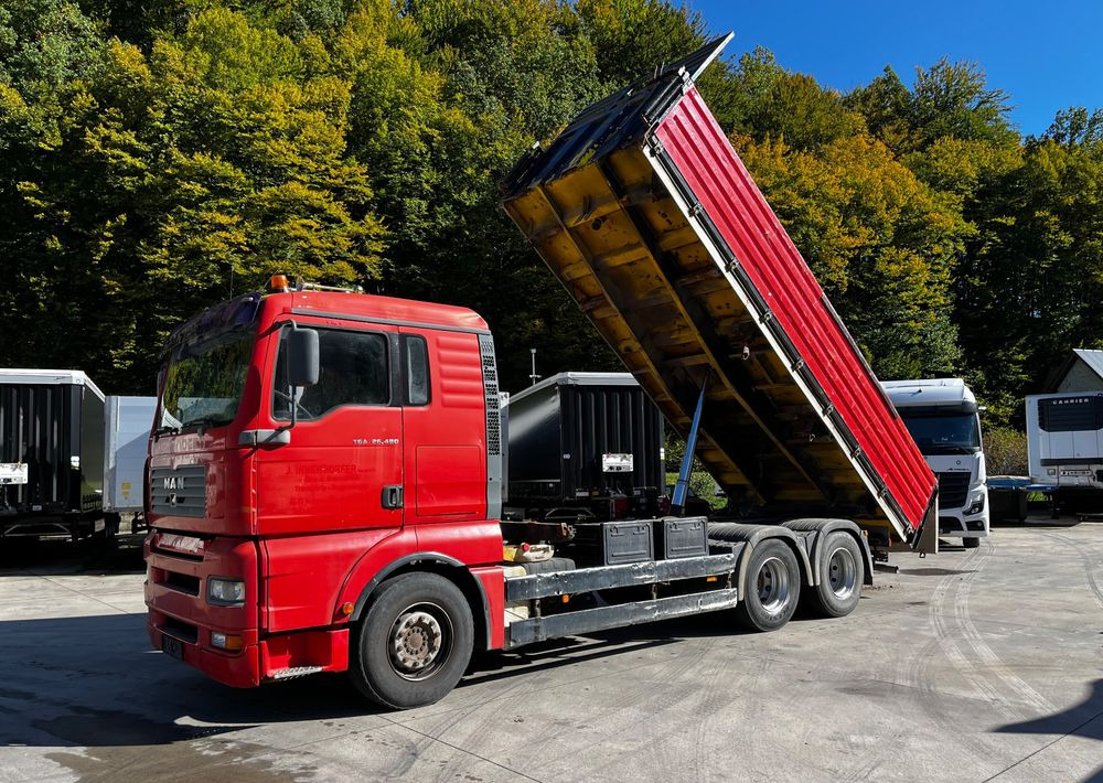 MAN TGA 26.480 // Wywrotka 3 stronna // 2004 Rok // 6x4 // Kiper Schwarzmuller // - Sklápač: obrázok 1 MAN TGA 26.480 // Wywrotka 3 stronna // 2004 Rok // 6x4 // Kiper Schwarzmuller // - Sklápač: obrázok 1