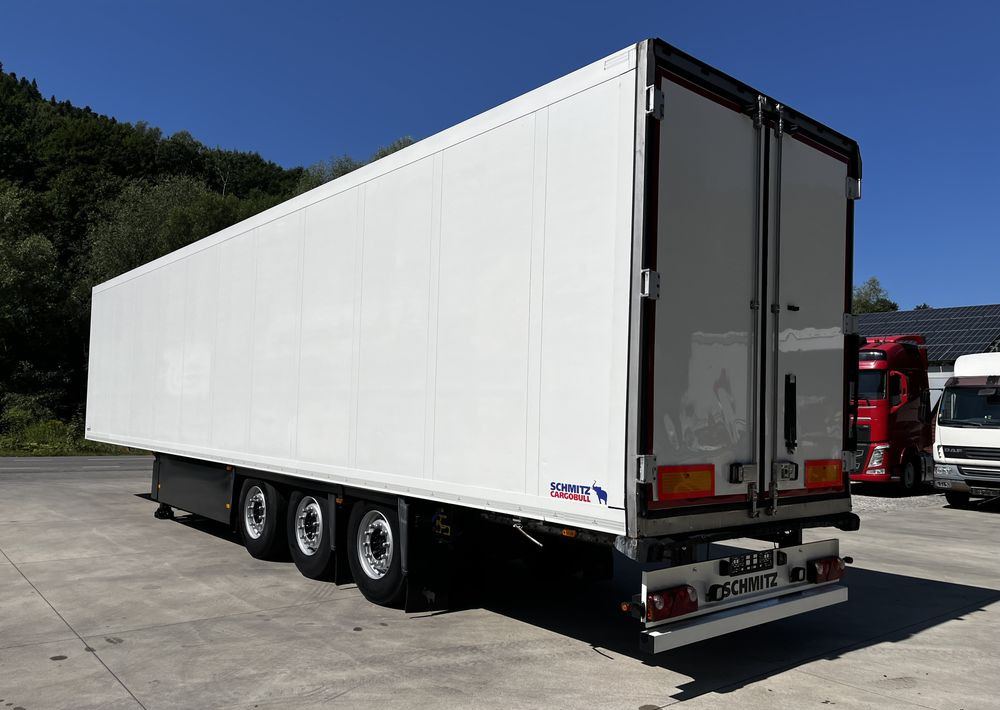 Schmitz Cargobull Chłodnia // 2010 Rok // 2 osie podnoszone // Doppelstock // Kosz paletowy // - Náves chladírenské: obrázok 3 Schmitz Cargobull Chłodnia // 2010 Rok // 2 osie podnoszone // Doppelstock // Kosz paletowy // - Náves chladírenské: obrázok 3