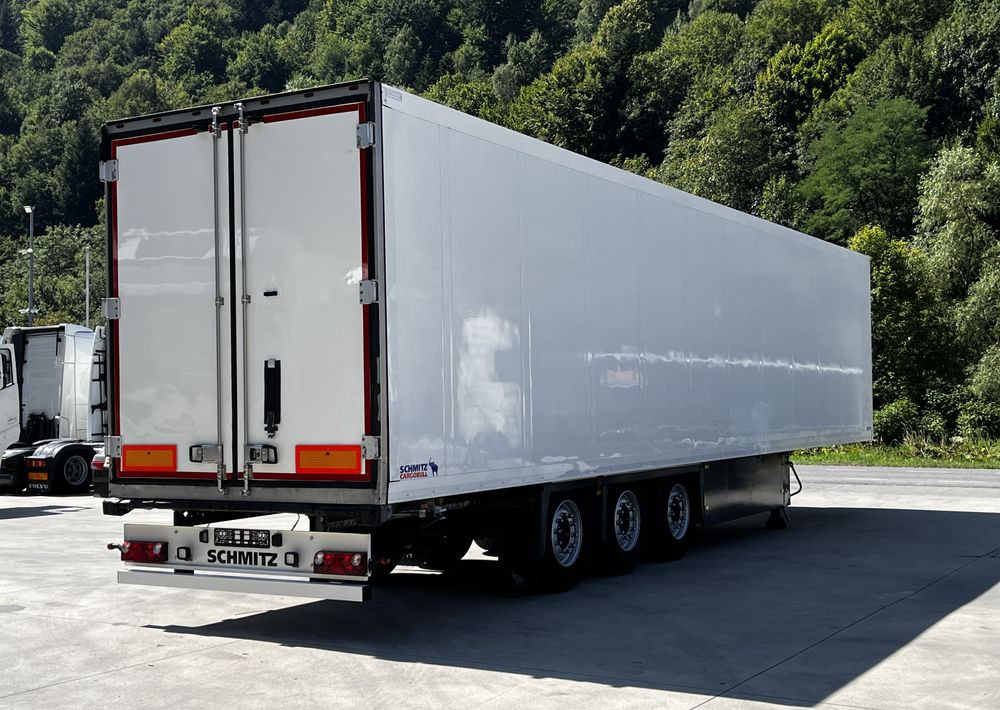 Schmitz Cargobull Chłodnia // 2010 Rok // 2 osie podnoszone // Doppelstock // Kosz paletowy // - Náves chladírenské: obrázok 1 Schmitz Cargobull Chłodnia // 2010 Rok // 2 osie podnoszone // Doppelstock // Kosz paletowy // - Náves chladírenské: obrázok 1