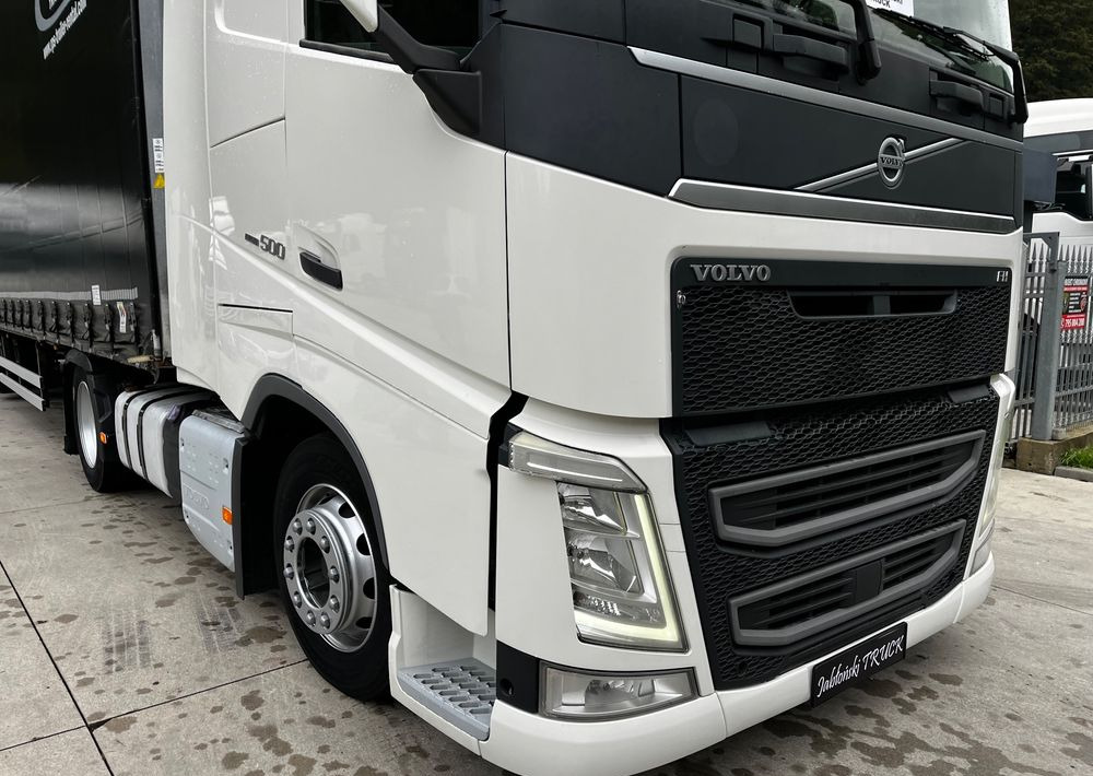 Volvo FH 500 Mega 2016 Rok + Fliegl 2017 // Oś podnoszona // Zestaw ! - Ťahač, Plachtový náves: obrázok 4 Volvo FH 500 Mega 2016 Rok + Fliegl 2017 // Oś podnoszona // Zestaw ! - Ťahač, Plachtový náves: obrázok 4