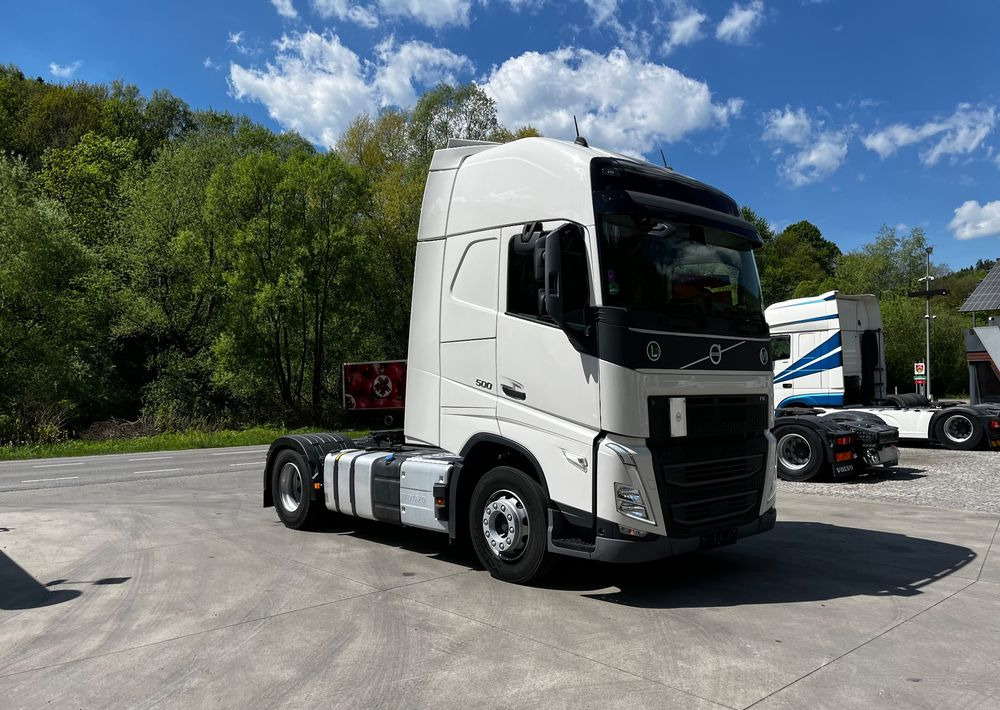 Volvo FH 500 // Silnik Euro 6 nie Isave // Parkclima // XL // Radary // Duże zbiorniki // Gwarancja // - Ťahač: obrázok 3 Volvo FH 500 // Silnik Euro 6 nie Isave // Parkclima // XL // Radary // Duże zbiorniki // Gwarancja // - Ťahač: obrázok 3