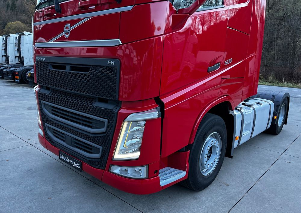Volvo FH // Standard // 2018 // Duże zbiorniki // Klima postojowa // Radary // Idealny ! - Ťahač: obrázok 3 Volvo FH // Standard // 2018 // Duże zbiorniki // Klima postojowa // Radary // Idealny ! - Ťahač: obrázok 3