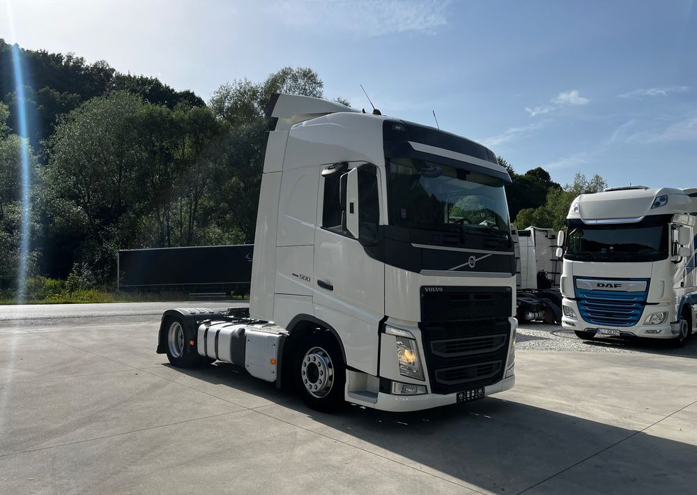 Volvo FH500 // 2016 // Mega // 2 zbiorniki // Z ruchu międzynarodowego // - Ťahač: obrázok 3 Volvo FH500 // 2016 // Mega // 2 zbiorniki // Z ruchu międzynarodowego // - Ťahač: obrázok 3