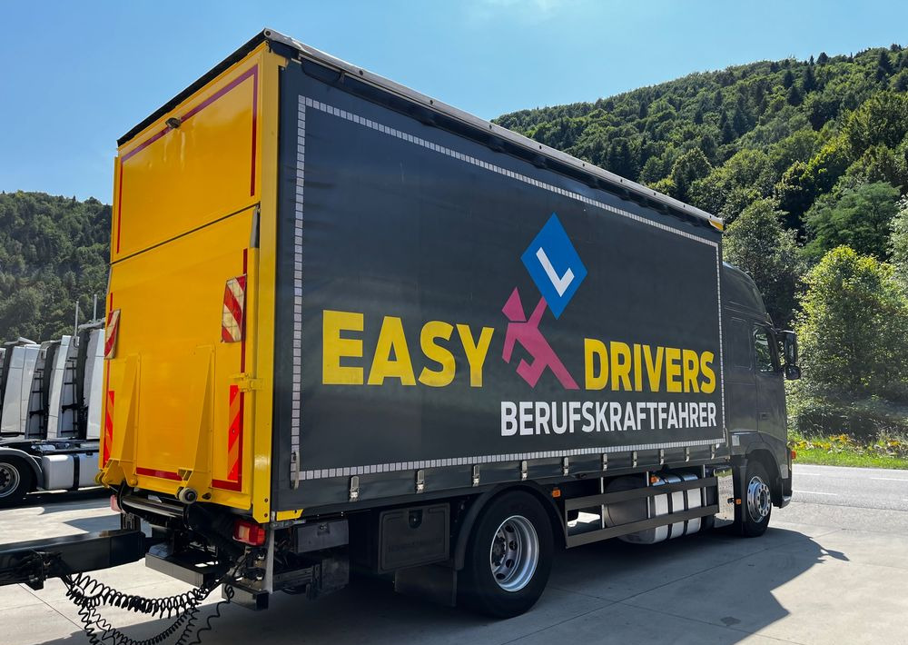 Volvo FH 420 4x2 // Zestaw + przyczepa Schwarzmuller // Jak Nowy // Niski przebieg // Automat // Idealny !!! - Plachtové nákladné vozidlo: obrázok 5 Volvo FH 420 4x2 // Zestaw + przyczepa Schwarzmuller // Jak Nowy // Niski przebieg // Automat // Idealny !!! - Plachtové nákladné vozidlo: obrázok 5