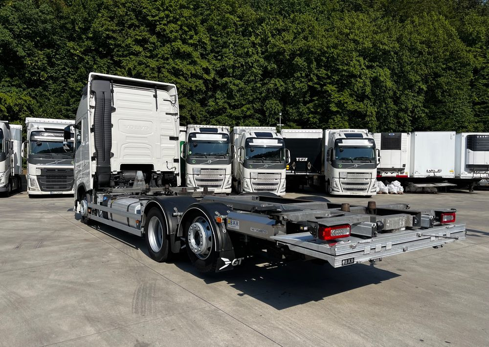 Volvo FH500 BDF 6x2 // Dolny zaczep // Euro 6 motor ! // New Face // XXL Cab // - Podvozek s kabinou: obrázok 5 Volvo FH500 BDF 6x2 // Dolny zaczep // Euro 6 motor ! // New Face // XXL Cab // - Podvozek s kabinou: obrázok 5