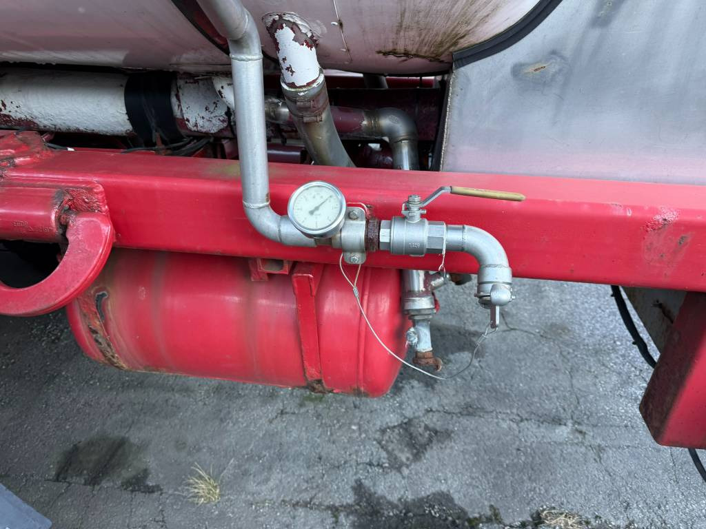 Leasing  Annet Schrader tank trailer 32 m2 Annet Schrader tank trailer 32 m2: obrázok 14 Leasing  Annet Schrader tank trailer 32 m2 Annet Schrader tank trailer 32 m2: obrázok 14
