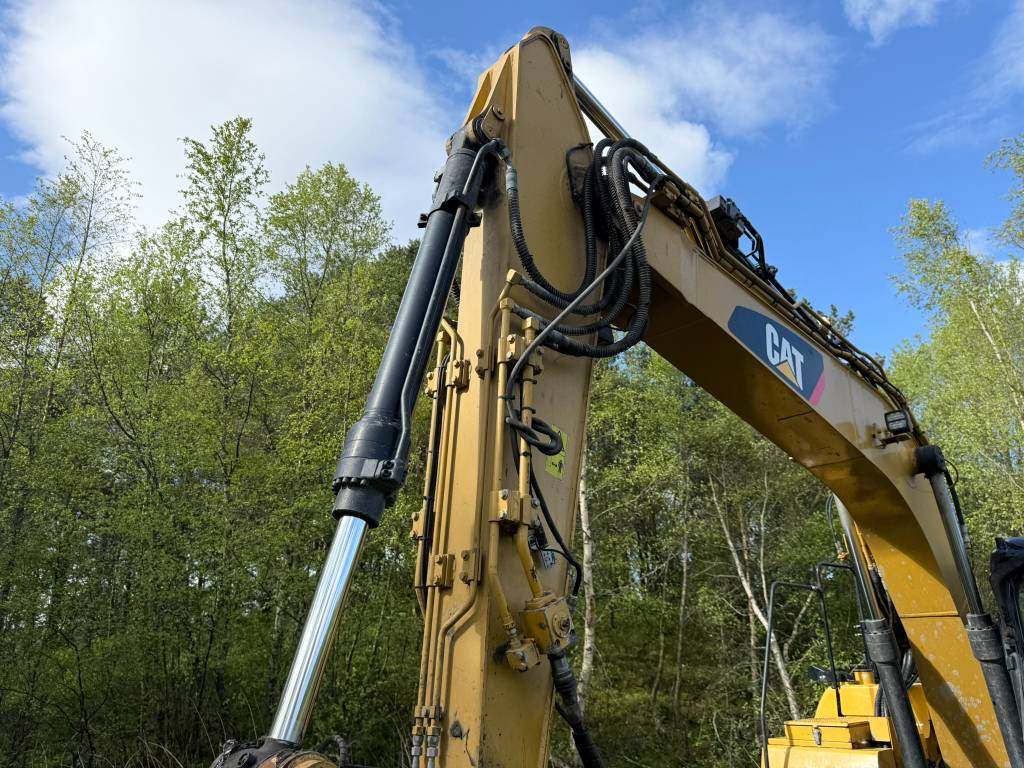 CAT 311 F LRR - Pásové rýpadlo: obrázok 4 CAT 311 F LRR - Pásové rýpadlo: obrázok 4