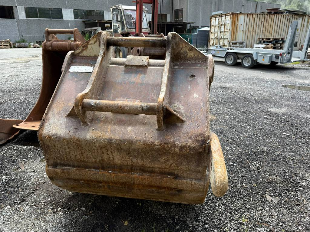 Gjerstad Grave og pusseskuffe S70 - Lyžica pre rýpadlo: obrázok 4 Gjerstad Grave og pusseskuffe S70 - Lyžica pre rýpadlo: obrázok 4