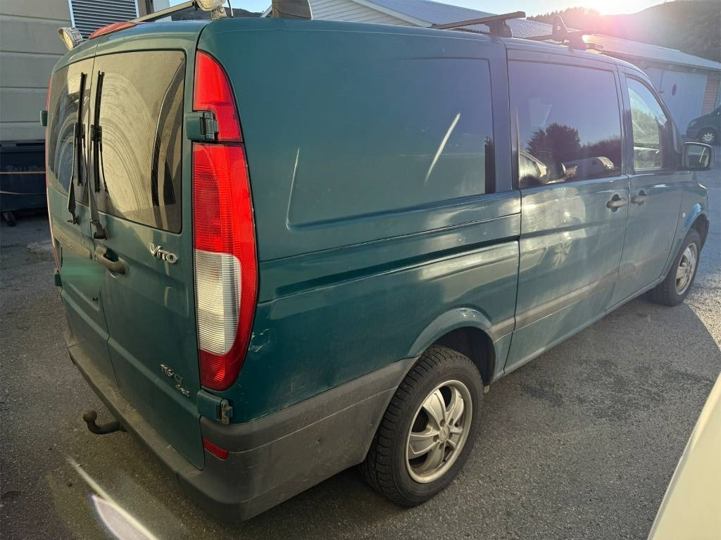 Mercedes-Benz Vito 116 CDI 4x4 - Malá dodávka: obrázok 5 Mercedes-Benz Vito 116 CDI 4x4 - Malá dodávka: obrázok 5