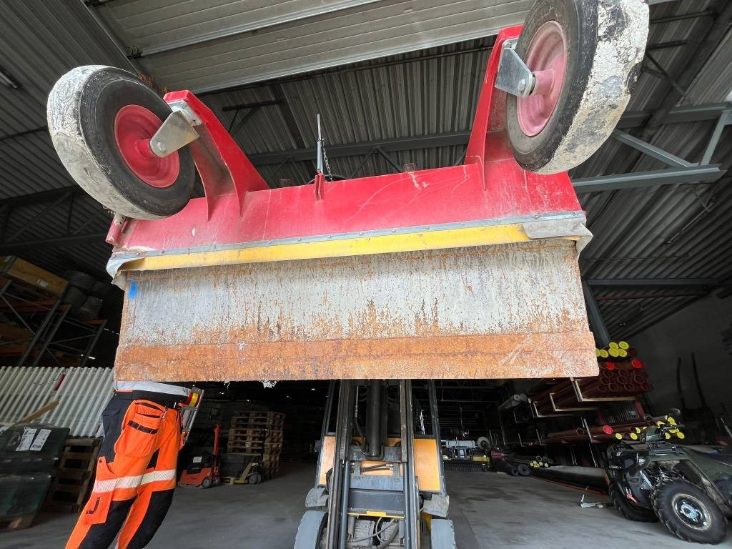 Westbjorn Hydro-Sweeper 2000 SSH - Zametač: obrázok 3 Westbjorn Hydro-Sweeper 2000 SSH - Zametač: obrázok 3