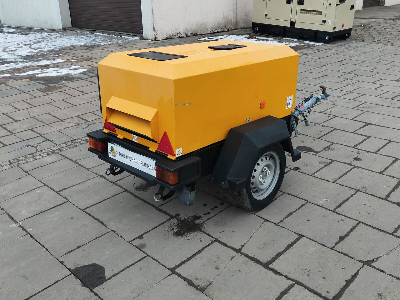 Doosan 7/20 - Vzduchový kompresor: obrázok 3 Doosan 7/20 - Vzduchový kompresor: obrázok 3