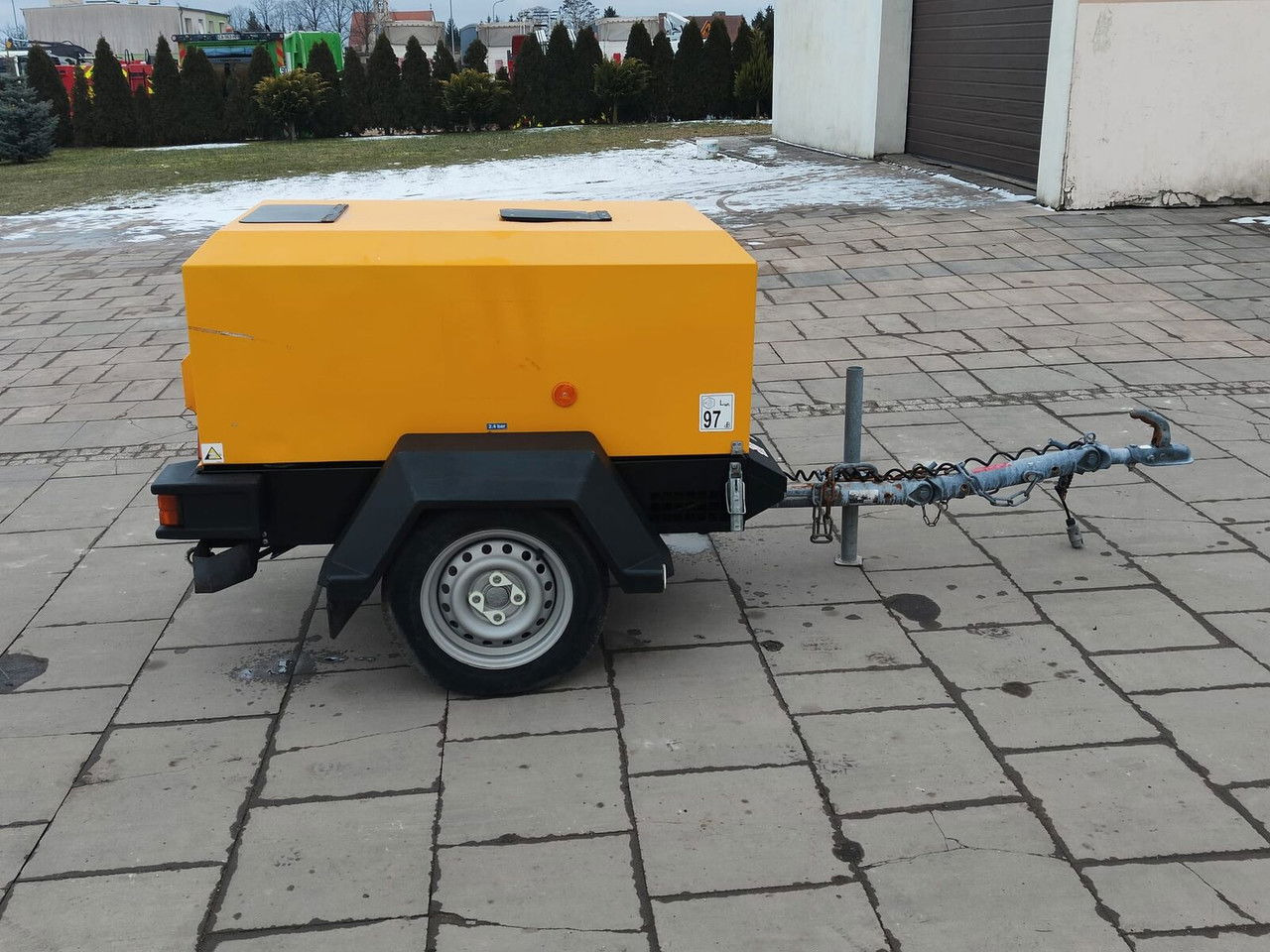 Doosan 7/20 - Vzduchový kompresor: obrázok 4 Doosan 7/20 - Vzduchový kompresor: obrázok 4