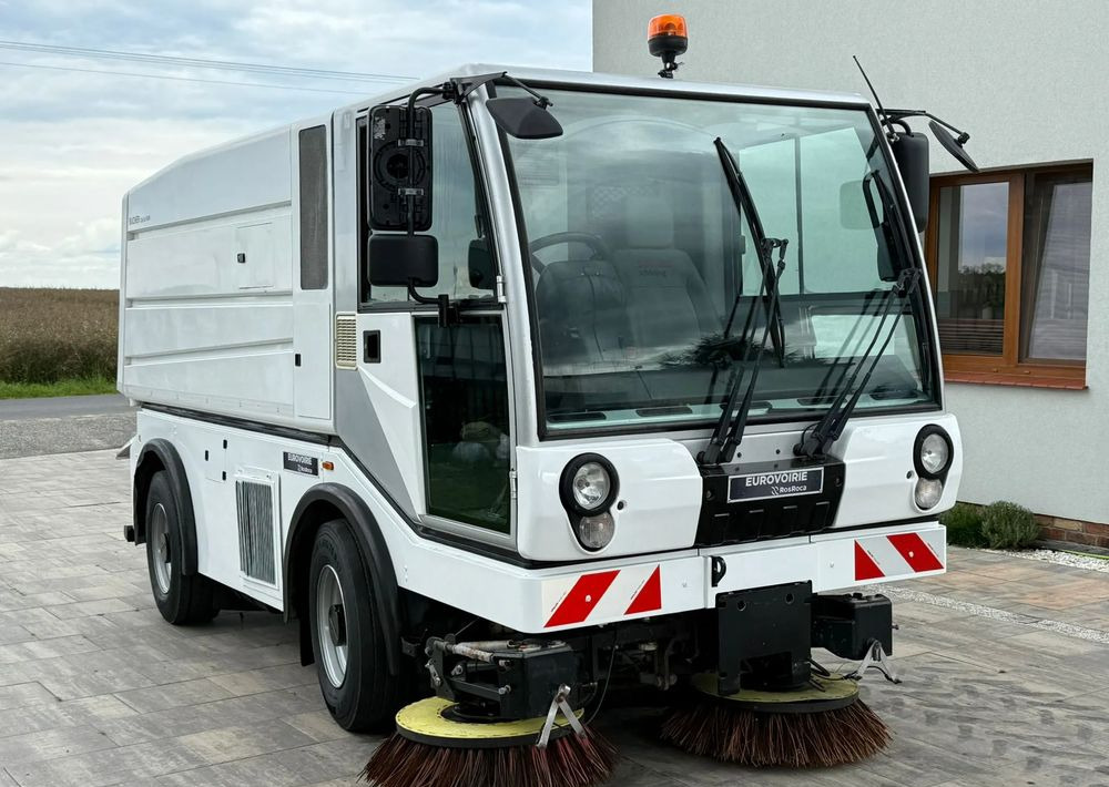 Inny Bucher Citycat 5000 - Auto na odvoz odpadu: obrázok 1 Inny Bucher Citycat 5000 - Auto na odvoz odpadu: obrázok 1