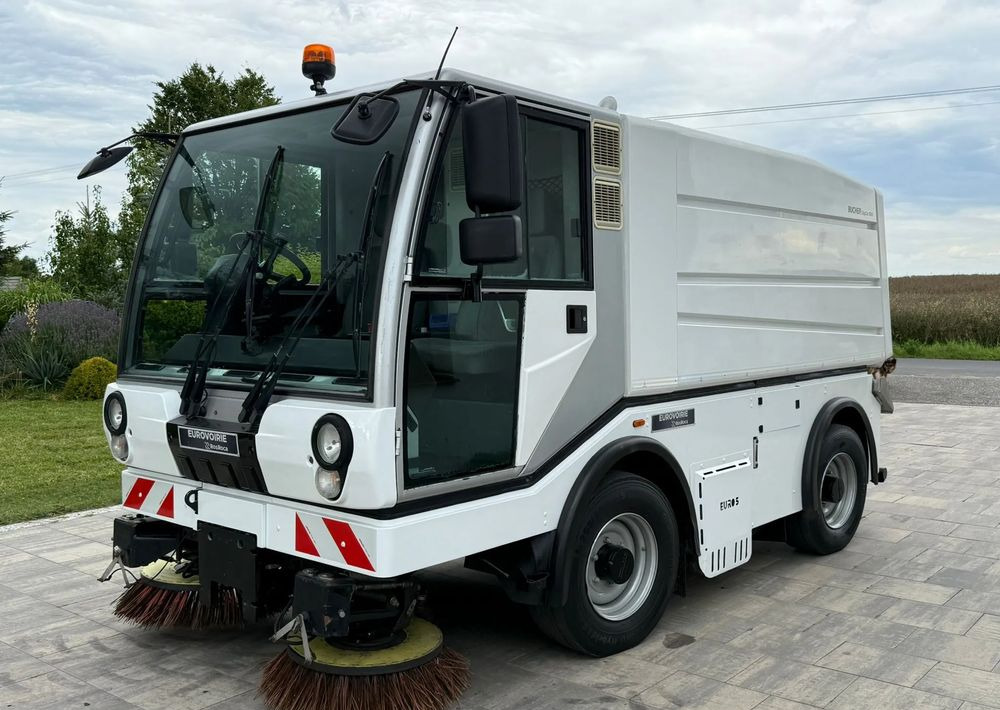 Inny Bucher Citycat 5000 - Auto na odvoz odpadu: obrázok 3 Inny Bucher Citycat 5000 - Auto na odvoz odpadu: obrázok 3