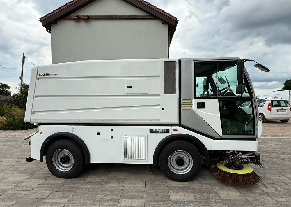 Inny Bucher Citycat 5000 - Auto na odvoz odpadu: obrázok 4 Inny Bucher Citycat 5000 - Auto na odvoz odpadu: obrázok 4