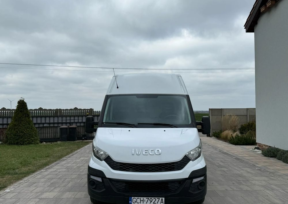 Iveco Daily 35S13 - Furgon: obrázok 2 Iveco Daily 35S13 - Furgon: obrázok 2