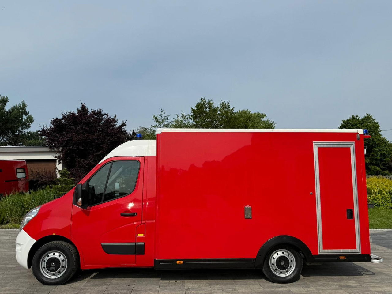 Renault Master Karetka Ambulans pogotowie kontenerowe - Sanitka: obrázok 5 Renault Master Karetka Ambulans pogotowie kontenerowe - Sanitka: obrázok 5