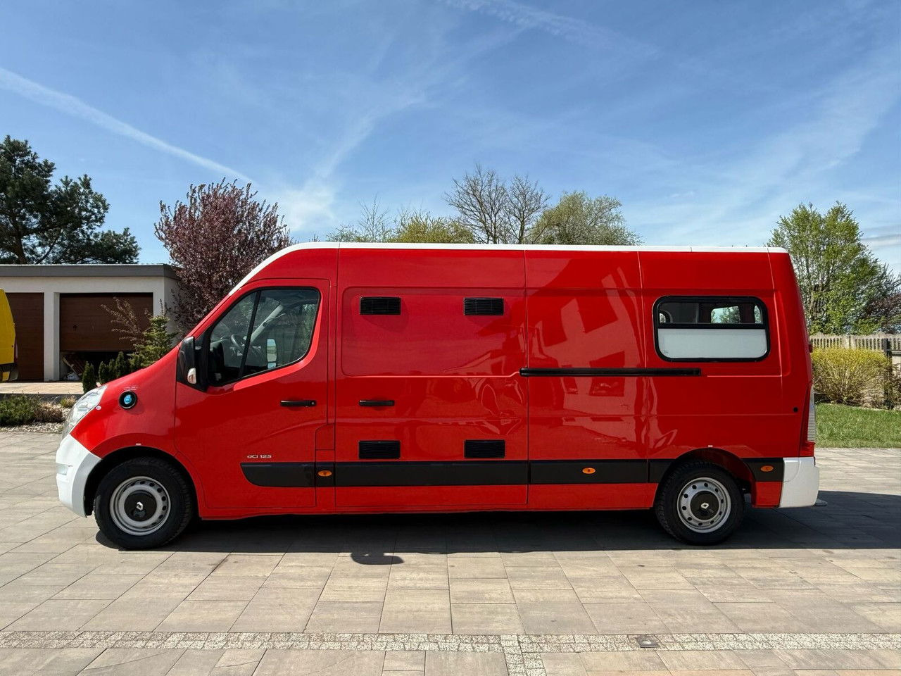 Renault Master Karetka pogotowie Ambulans - Sanitka: obrázok 5 Renault Master Karetka pogotowie Ambulans - Sanitka: obrázok 5