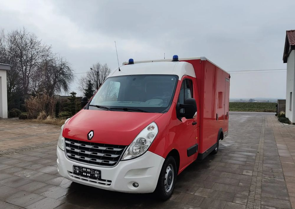 Renault Master - Sanitka: obrázok 3 Renault Master - Sanitka: obrázok 3