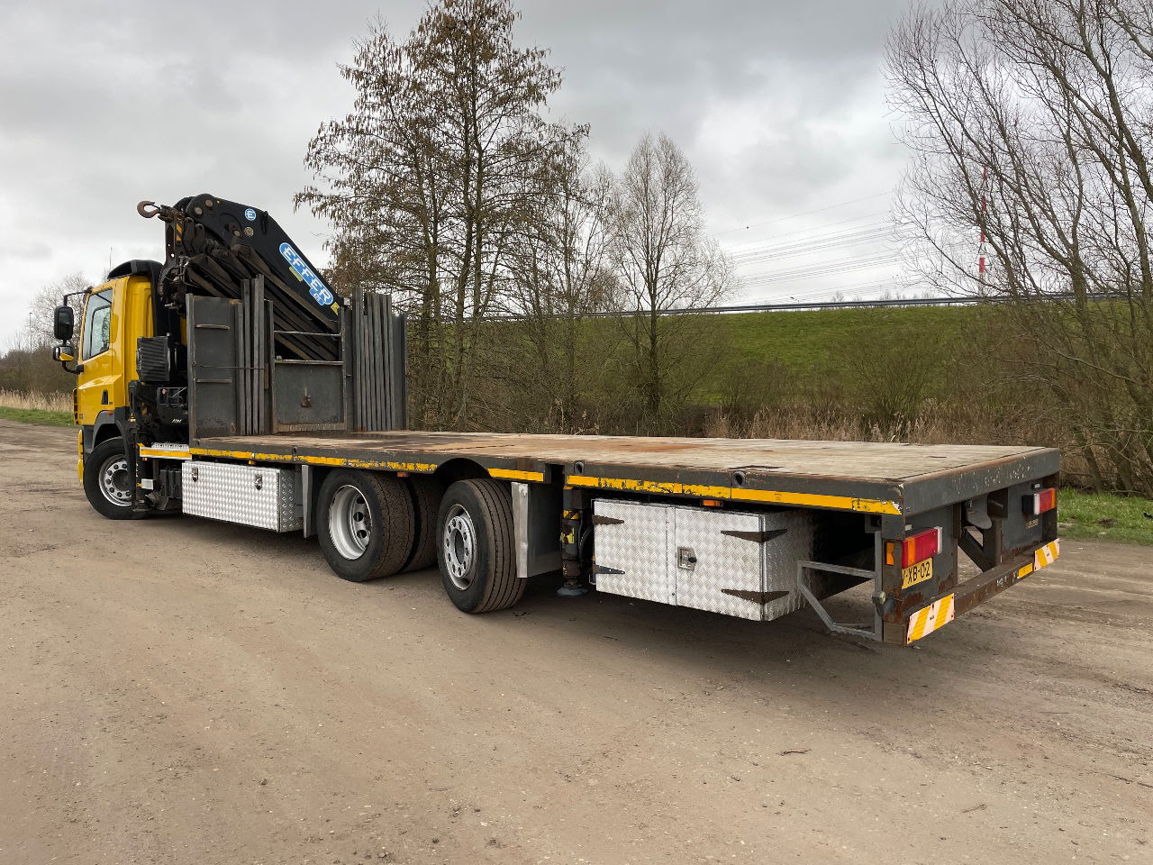 DAF 85.410 Met Effer 470 6s laadkraan ladekran loadercrane crane palfinger hiab fassi - Auto s hydraulickou rukou: obrázok 3 DAF 85.410 Met Effer 470 6s laadkraan ladekran loadercrane crane palfinger hiab fassi - Auto s hydraulickou rukou: obrázok 3