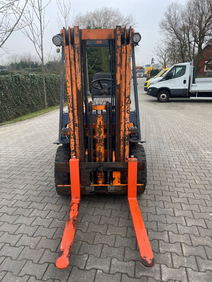Toyota 2.5ton diesel triplo heftruck forklift - Vysokozdvižný vozík: obrázok 5 Toyota 2.5ton diesel triplo heftruck forklift - Vysokozdvižný vozík: obrázok 5