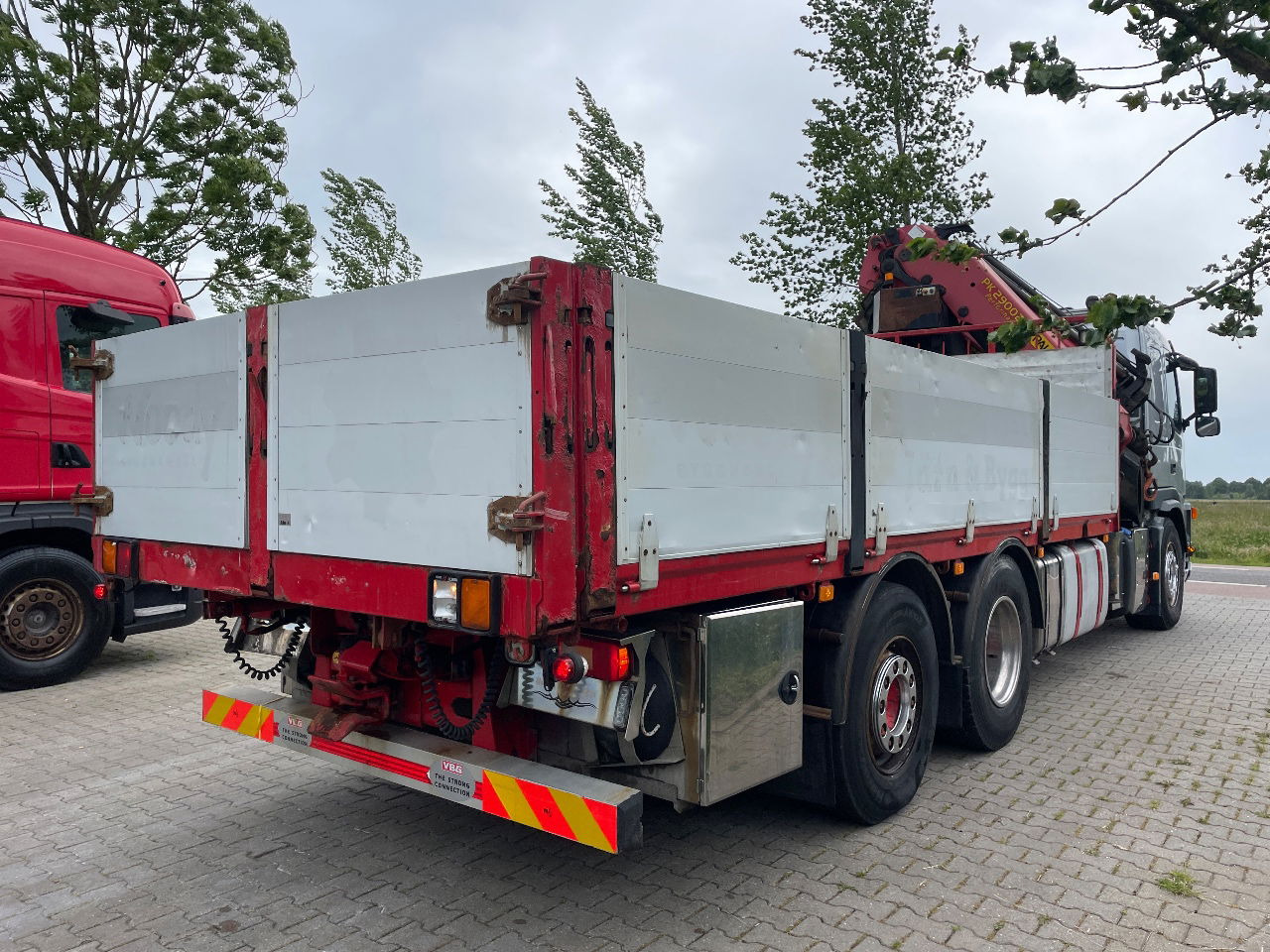 Volvo FM 440 with Palfinger PK29002 with jib flyjib - Auto s hydraulickou rukou: obrázok 5 Volvo FM 440 with Palfinger PK29002 with jib flyjib - Auto s hydraulickou rukou: obrázok 5