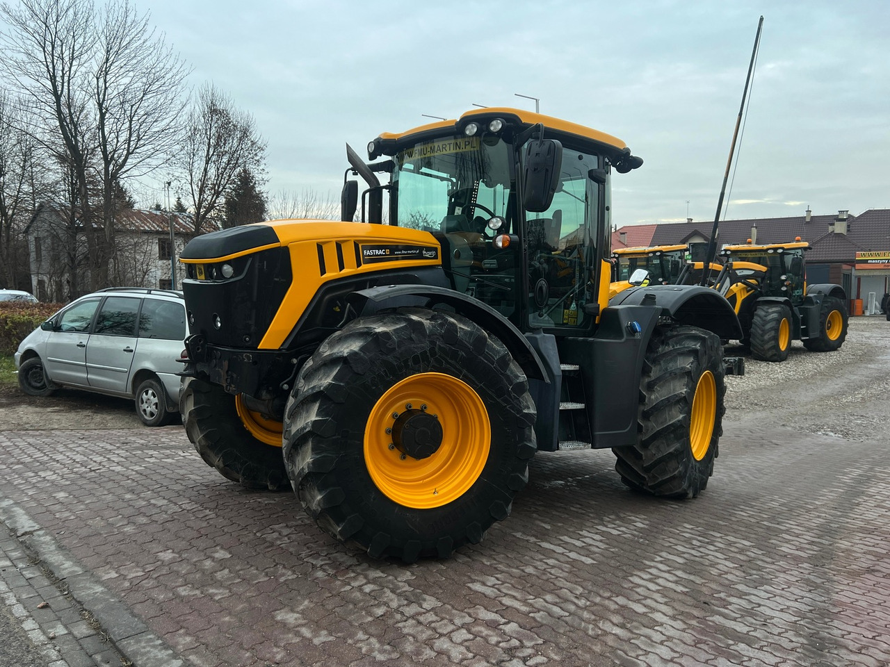 JCB Fastrac 4220 - Traktor: obrázok 1 JCB Fastrac 4220 - Traktor: obrázok 1