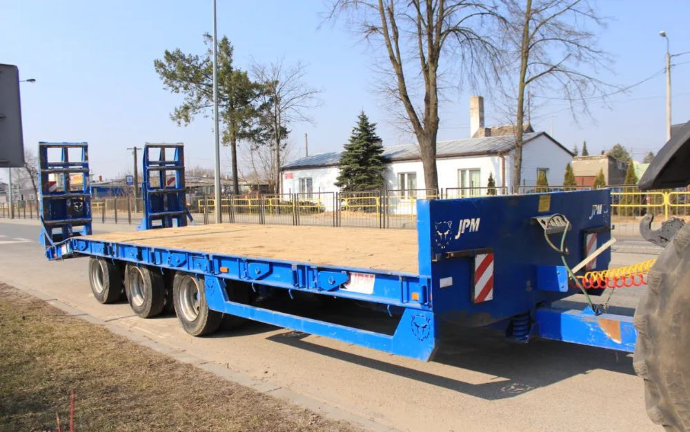 JPM 3 AXLE LOW LOADER - Poľnohospodársky príves: obrázok 4 JPM 3 AXLE LOW LOADER - Poľnohospodársky príves: obrázok 4