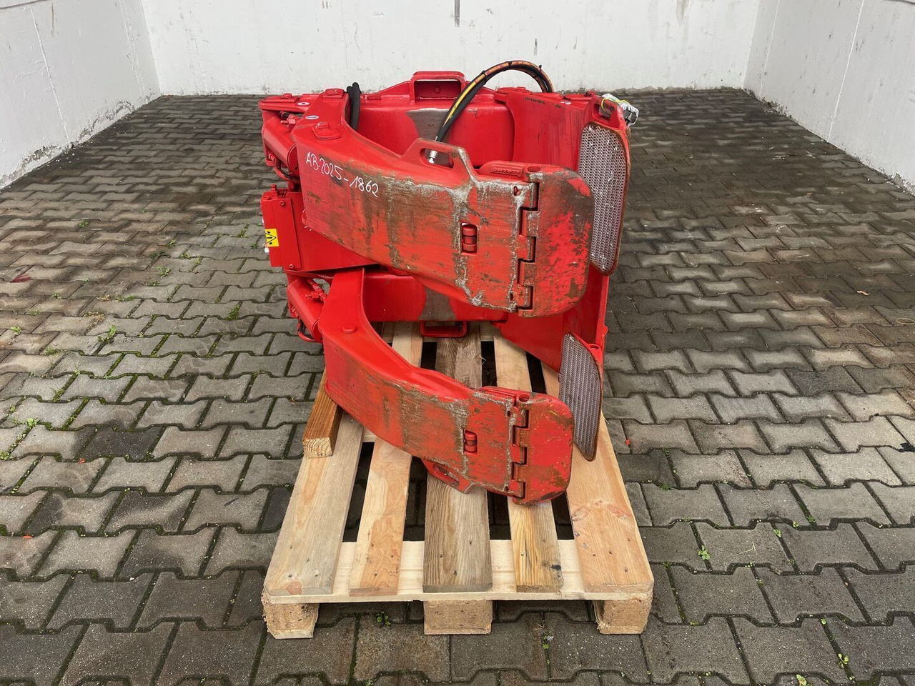 Auramo RA200NJG - Čeľuste na balíky: obrázok 1 Auramo RA200NJG - Čeľuste na balíky: obrázok 1