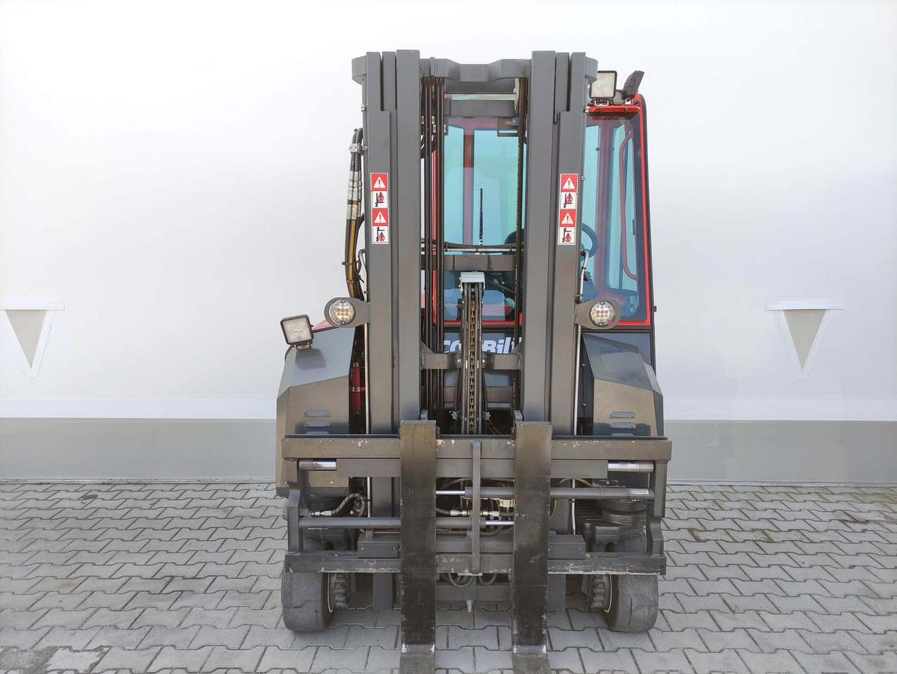 Combilift CBE3000 - Elektrický vysokozdvižný vozík: obrázok 3 Combilift CBE3000 - Elektrický vysokozdvižný vozík: obrázok 3