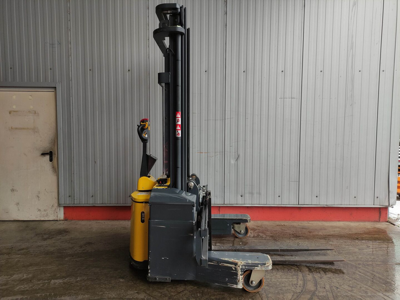 Combilift Combi WR4 / 4-Wege - Stohovač: obrázok 2 Combilift Combi WR4 / 4-Wege - Stohovač: obrázok 2