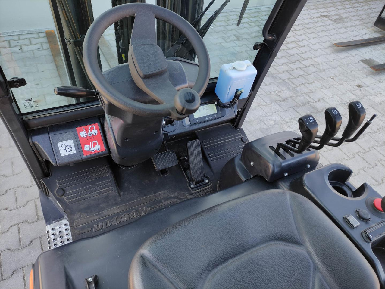 Doosan B20X-7 (Plus) - Elektrický vysokozdvižný vozík: obrázok 5 Doosan B20X-7 (Plus) - Elektrický vysokozdvižný vozík: obrázok 5