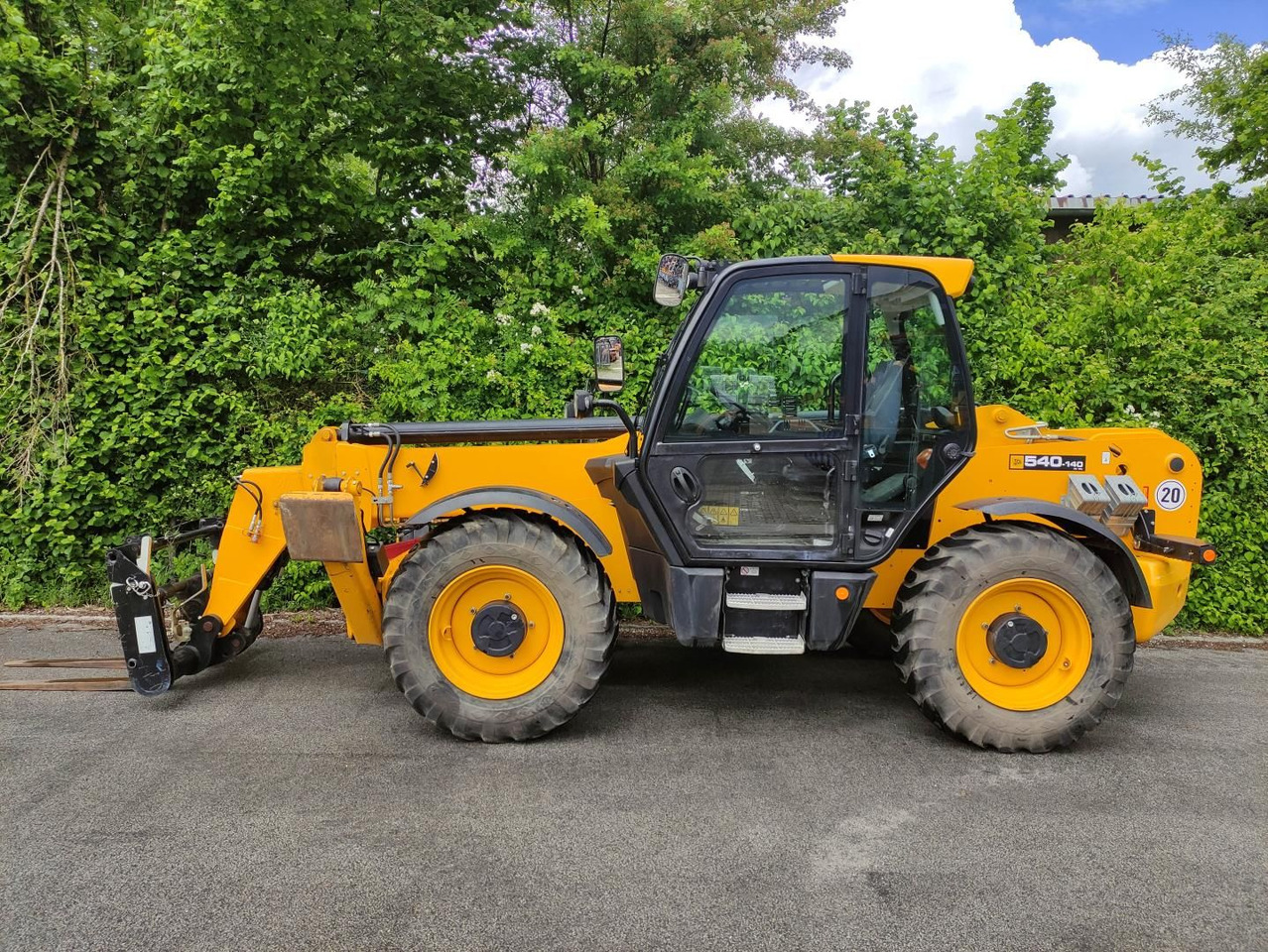 JCB 540V140 Hi Viz - Teleskopický nakladač: obrázok 1 JCB 540V140 Hi Viz - Teleskopický nakladač: obrázok 1