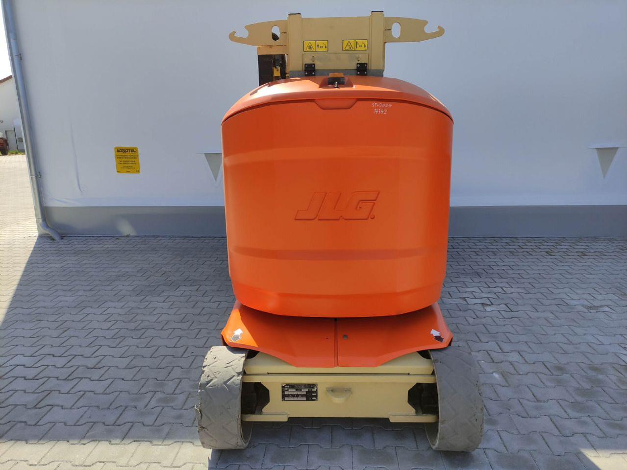 JLG Toucan 12 E (LACK NEU) - Stĺpová plošina: obrázok 4 JLG Toucan 12 E (LACK NEU) - Stĺpová plošina: obrázok 4