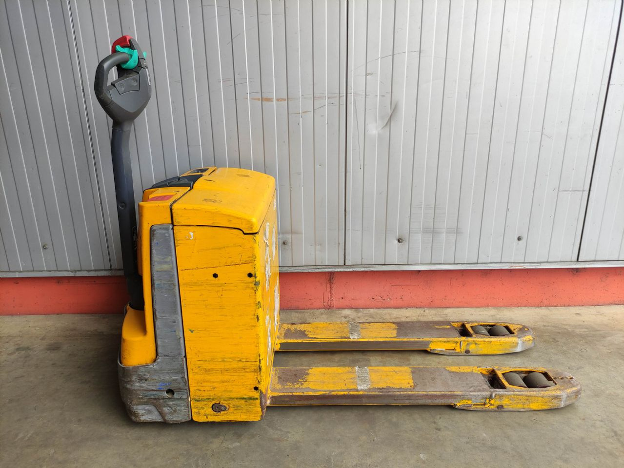 Jungheinrich EJE 116 - Paletový vozík: obrázok 2 Jungheinrich EJE 116 - Paletový vozík: obrázok 2