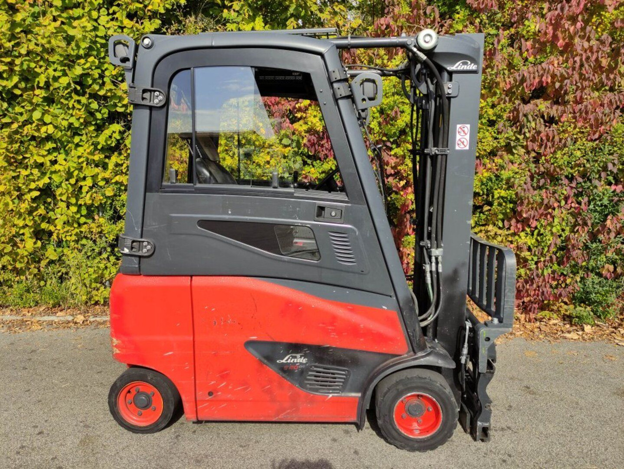 Linde E20PH-02-386 EVO - Elektrický vysokozdvižný vozík: obrázok 2 Linde E20PH-02-386 EVO - Elektrický vysokozdvižný vozík: obrázok 2