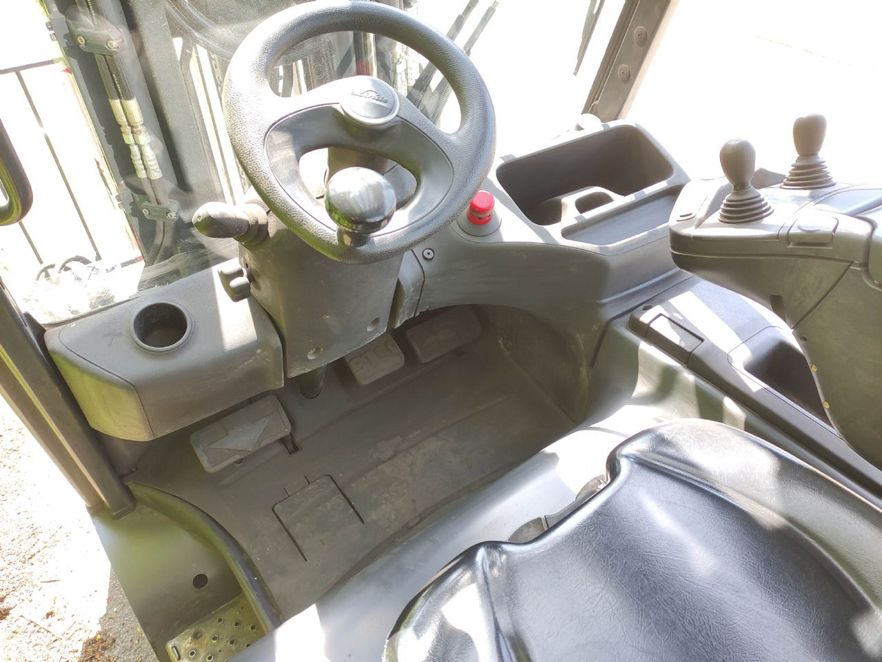 Linde E30-01-387 - Elektrický vysokozdvižný vozík: obrázok 5 Linde E30-01-387 - Elektrický vysokozdvižný vozík: obrázok 5