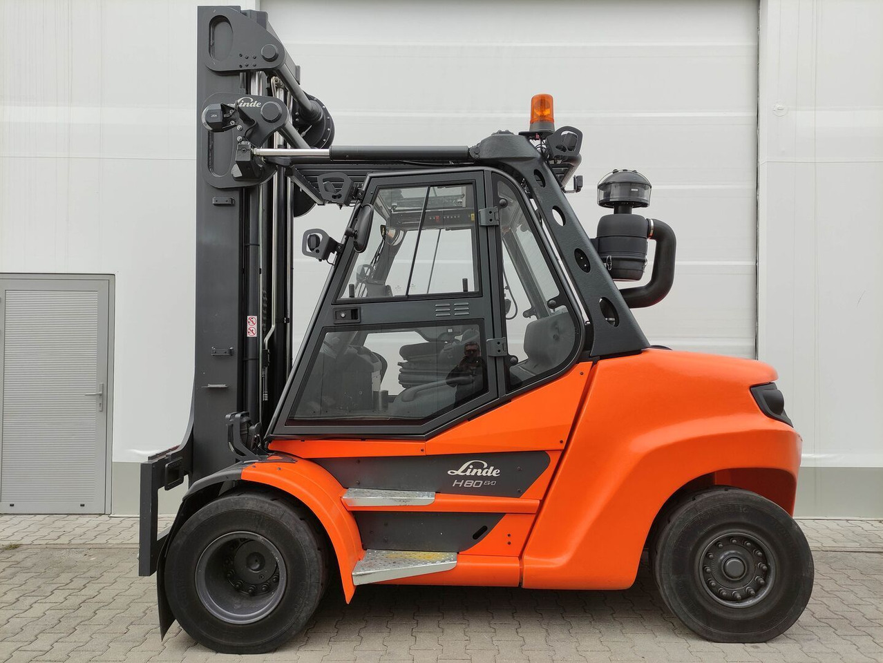 Linde H80D-03/900-396/EVO - Dieselový vysokozdvižný vozík: obrázok 1 Linde H80D-03/900-396/EVO - Dieselový vysokozdvižný vozík: obrázok 1