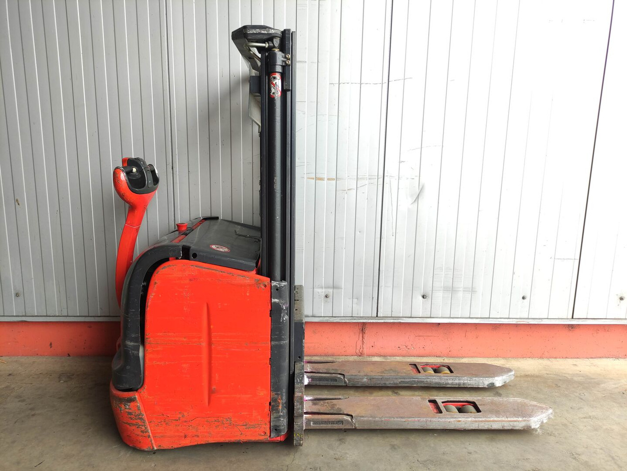 Linde L14-372 - Stohovač: obrázok 2 Linde L14-372 - Stohovač: obrázok 2