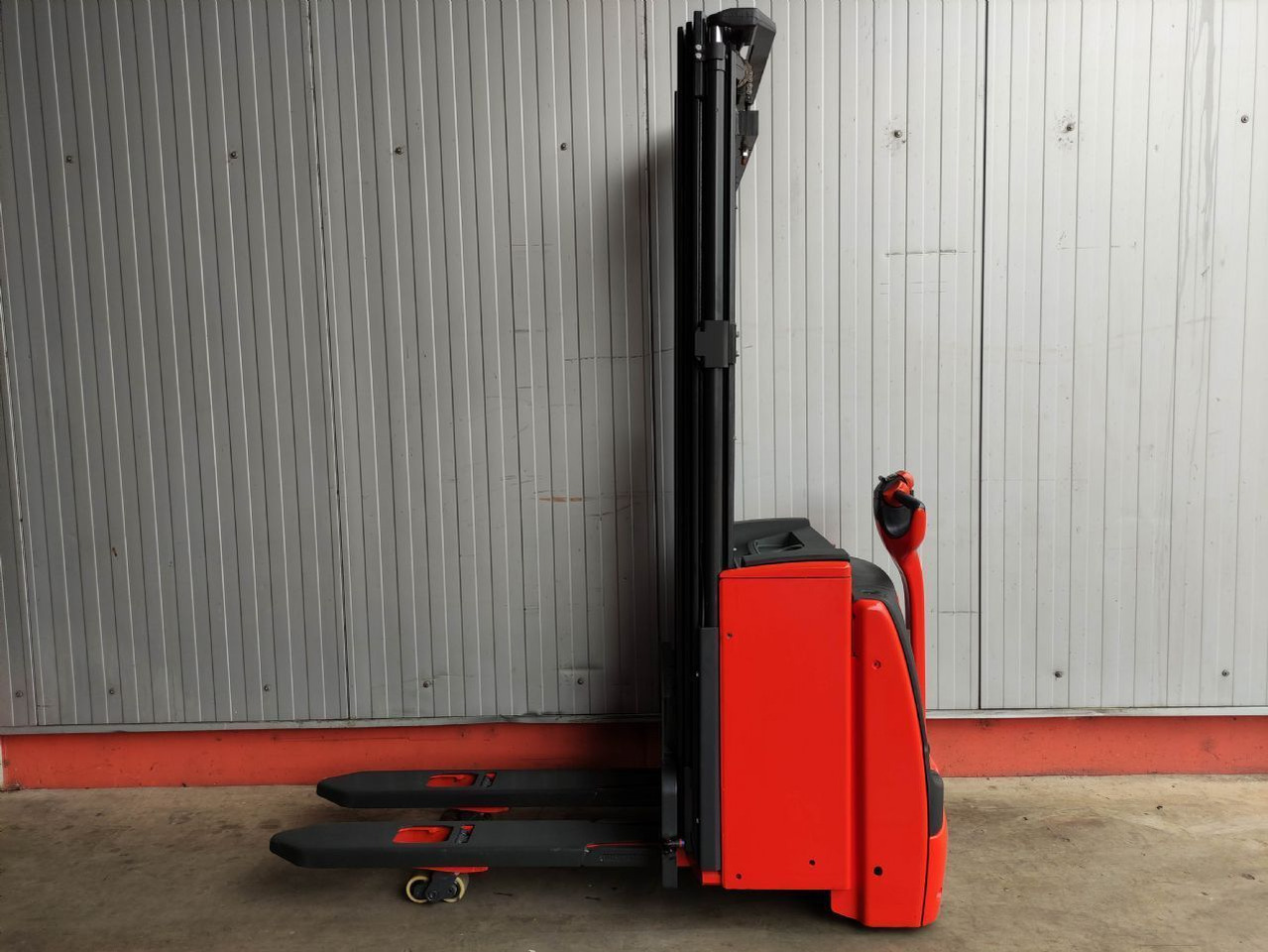 Linde L14i-1173 - Stohovač: obrázok 1 Linde L14i-1173 - Stohovač: obrázok 1