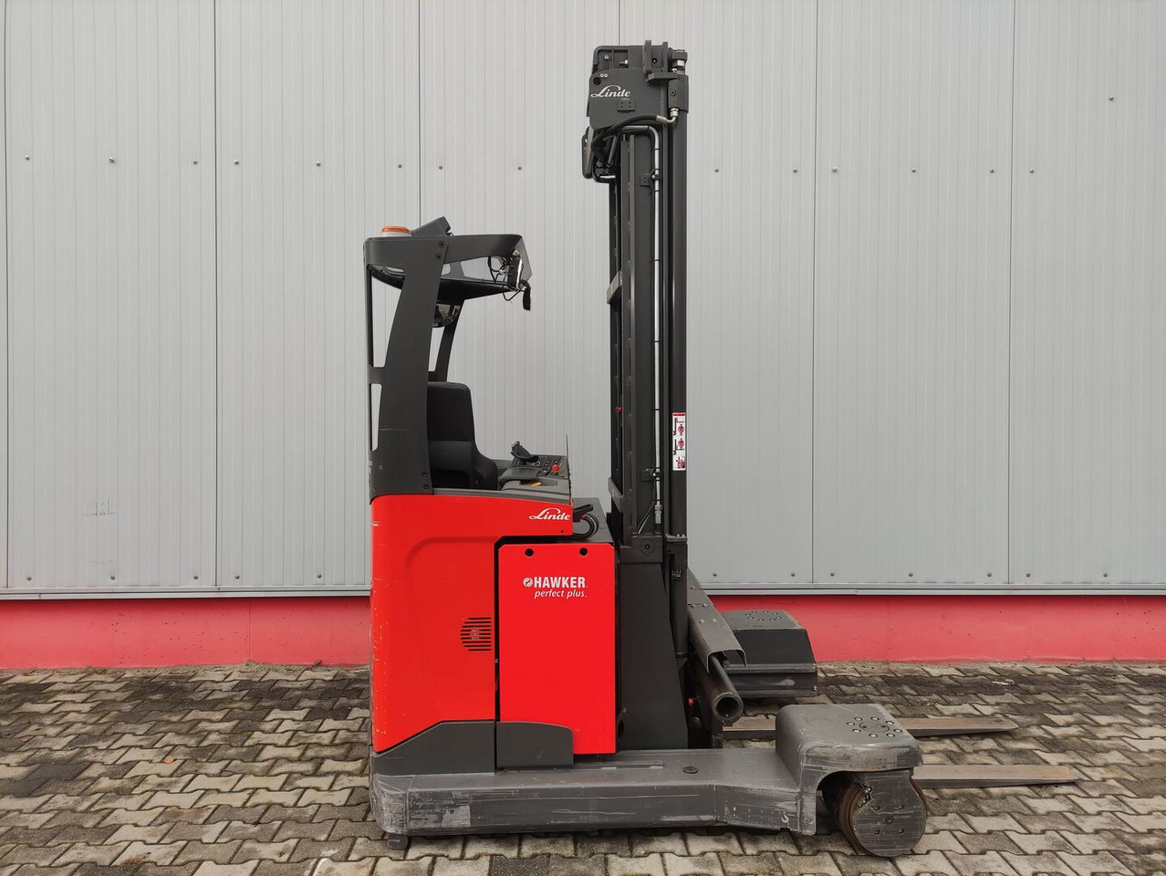 Linde R25F (UFW250TFVRF635) - Skladový zakladač: obrázok 2 Linde R25F (UFW250TFVRF635) - Skladový zakladač: obrázok 2