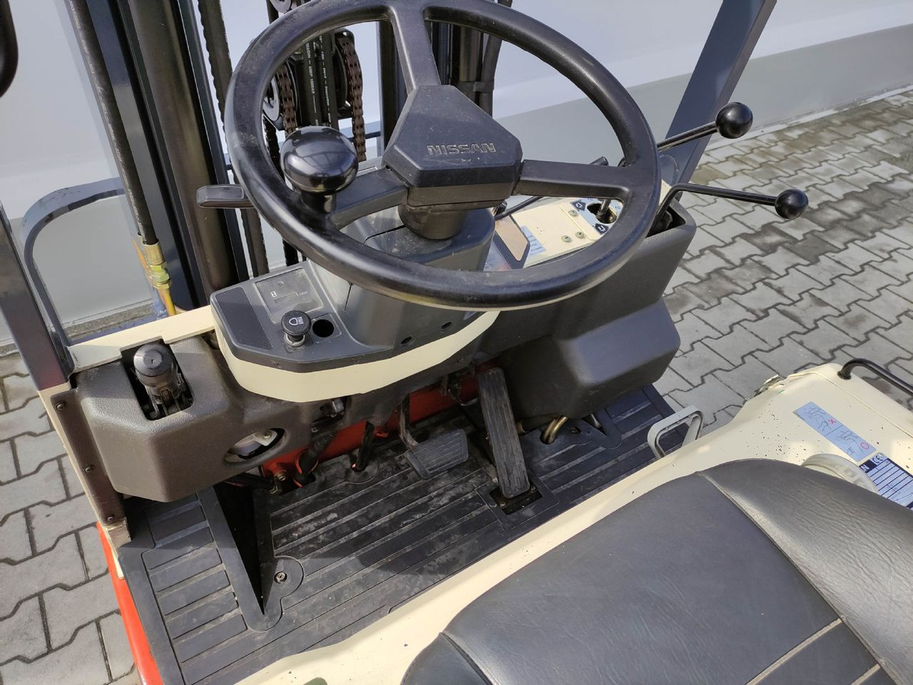 Nissan N01L18U - Elektrický vysokozdvižný vozík: obrázok 5 Nissan N01L18U - Elektrický vysokozdvižný vozík: obrázok 5