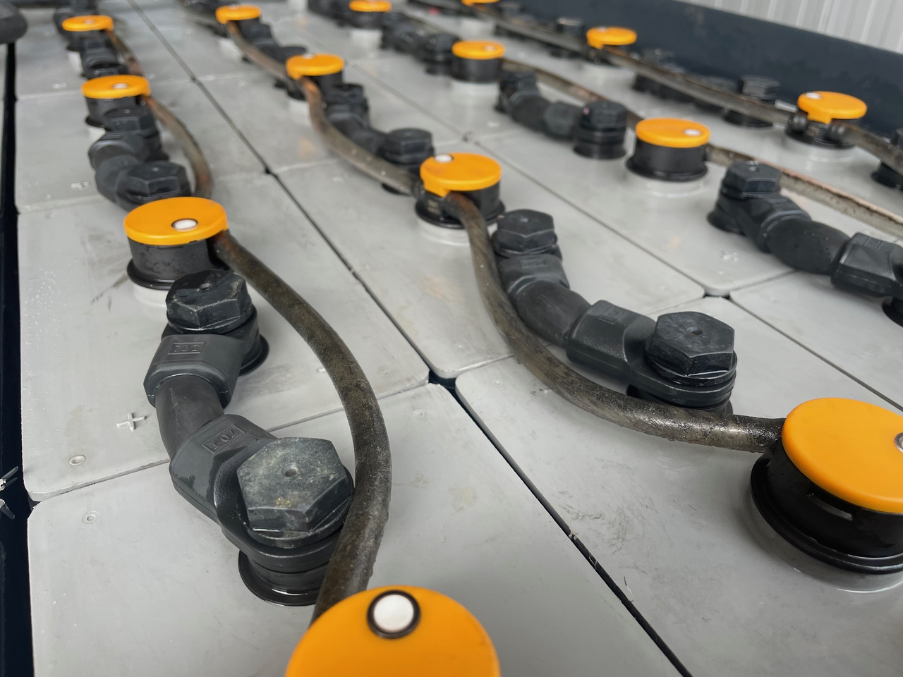 Sunlight 80V 6 PzS 930 - Akumulátor pre Manipulačná technika: obrázok 3 Sunlight 80V 6 PzS 930 - Akumulátor pre Manipulačná technika: obrázok 3