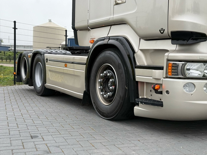 Scania R 580 SHOWTRUCK, VOLLUCHT, VOL SPOILER, RETARDER, SCHUIFSCHOTEL. - Ťahač: obrázok 3 Scania R 580 SHOWTRUCK, VOLLUCHT, VOL SPOILER, RETARDER, SCHUIFSCHOTEL. - Ťahač: obrázok 3