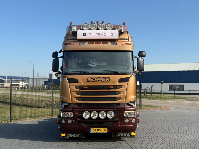 Scania R730 V8 V8, SHOWTRUCK VOLLUCHT, RETARDER, HYDRAULIEK, BOOGIE, ALU WIELEN, LEER. - Ťahač: obrázok 4 Scania R730 V8 V8, SHOWTRUCK VOLLUCHT, RETARDER, HYDRAULIEK, BOOGIE, ALU WIELEN, LEER. - Ťahač: obrázok 4