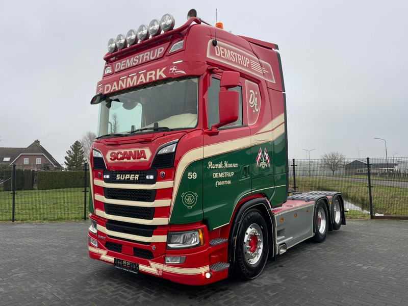Scania S 650 SHOW TRUCK, FULL AIR, MOTOR BRAKE, PTO/HYDRAULIC. - Ťahač: obrázok 2 Scania S 650 SHOW TRUCK, FULL AIR, MOTOR BRAKE, PTO/HYDRAULIC. - Ťahač: obrázok 2