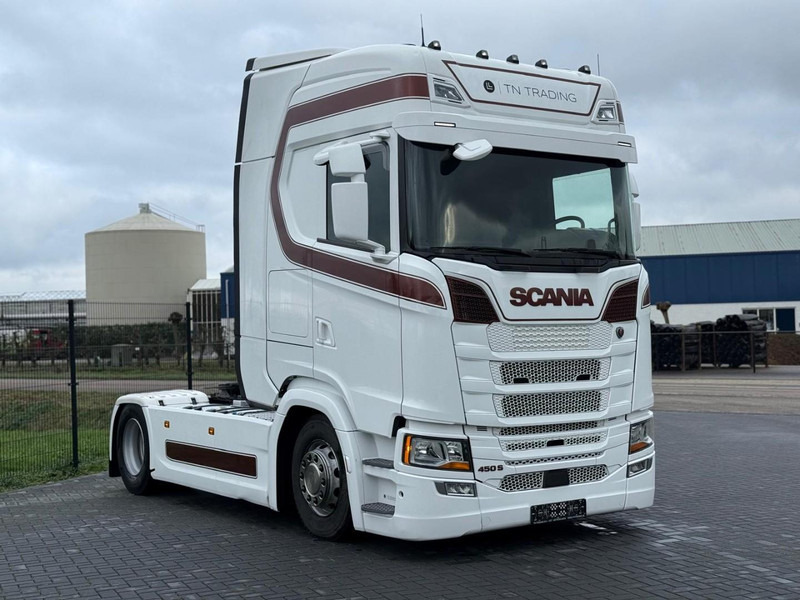 Scania S450 VOLLUCHT, SMART 2 TACHO, 2X TANK, RETARDER, VOL SPOILER, PARK COOL. - Ťahač: obrázok 1 Scania S450 VOLLUCHT, SMART 2 TACHO, 2X TANK, RETARDER, VOL SPOILER, PARK COOL. - Ťahač: obrázok 1